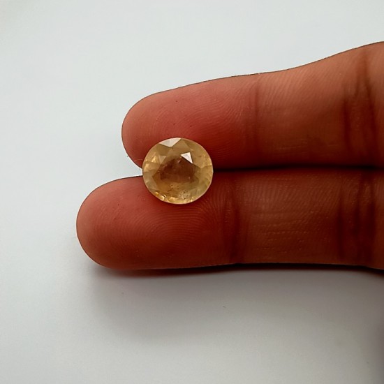 Yellow Sapphire (Pukhraj) 5.67 Ct